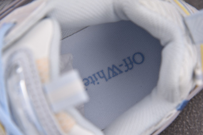 OFW Be Right Back BRB000016