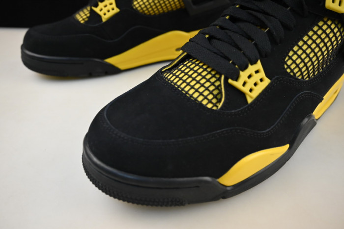 air jordan 4 retro thunder (2023) dh6927-017