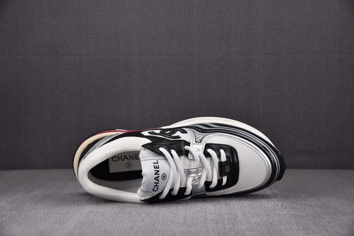 chane* snekaers c000028