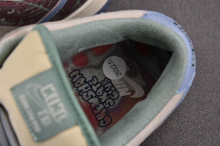 crenshaw skate club x nike sb dunk low fn4193-100