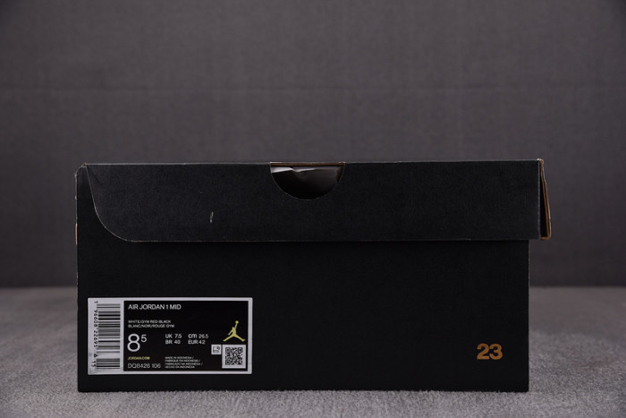 air jordan 1 mid gym red black toe dq8426-106