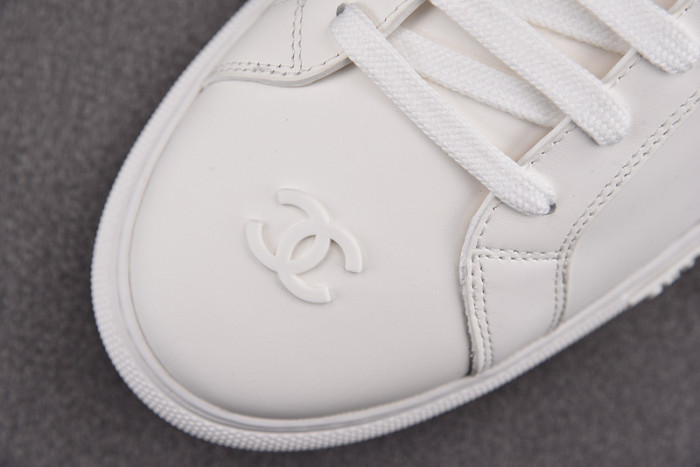 chane* snekaers c000030