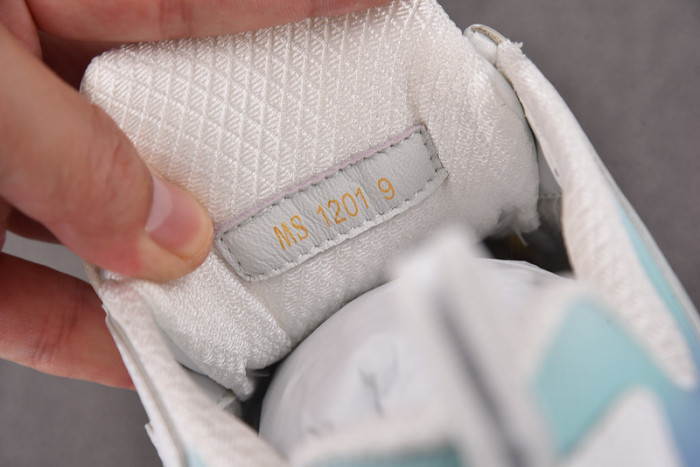 L&V snekaers L0000265