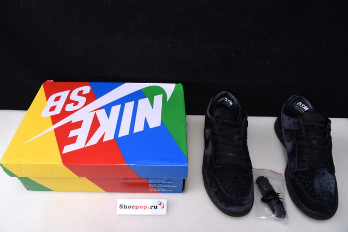 dover street market x nike dunk low dh2686-002