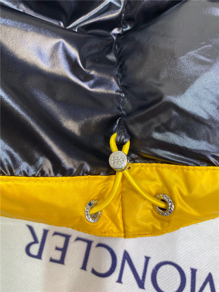 Moncler Down Jacket 73