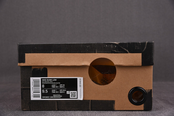ofw x dunk low “08 of 50” dm1602-106