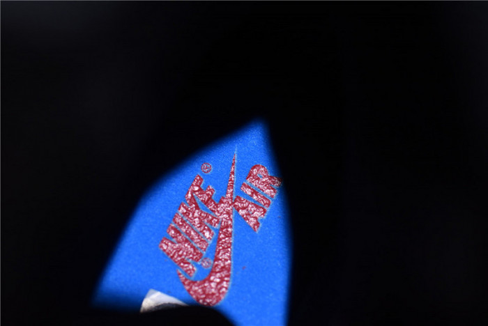 air jordan 1 retro high spider-man 555088-602