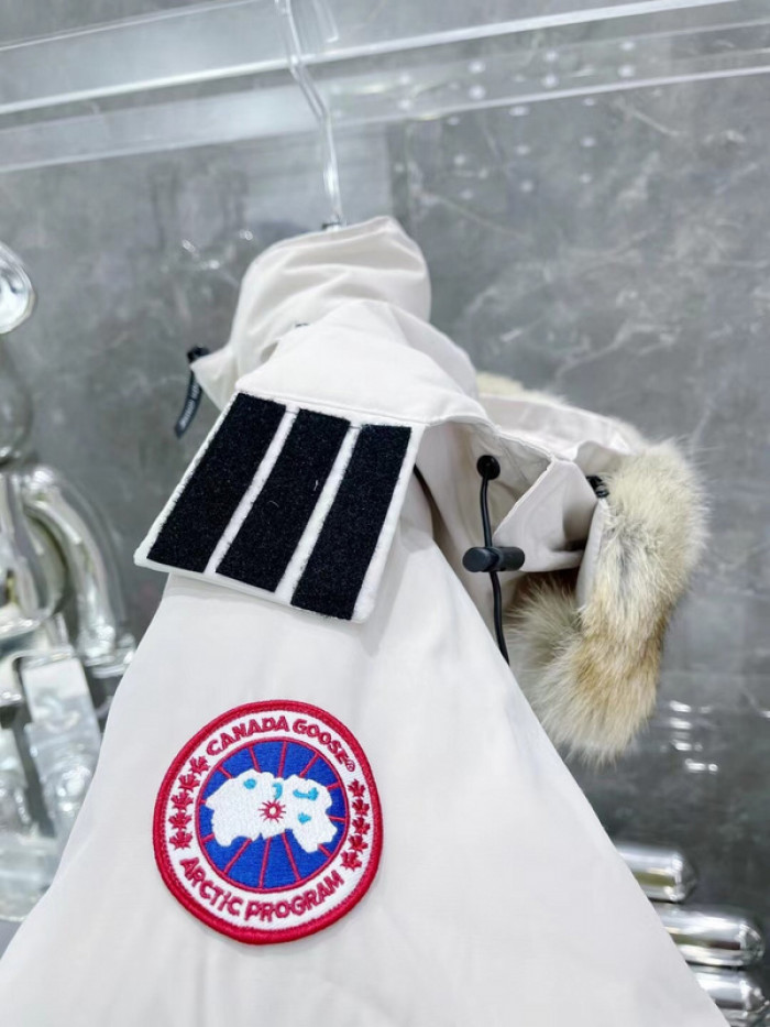 c*nada goose 35