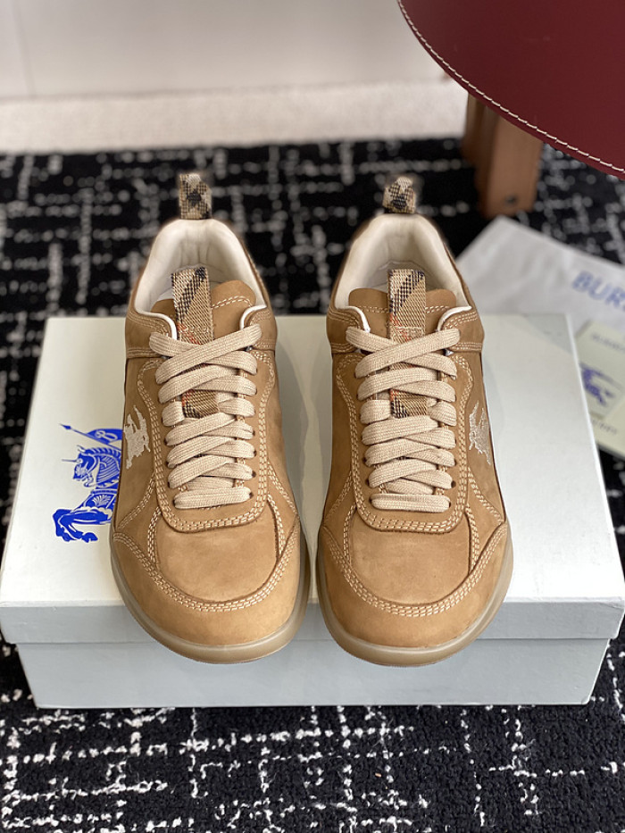 Burber*y sneakers B000018