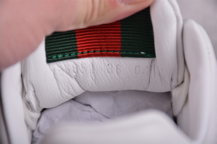 G*u*i* trainer sneaker103