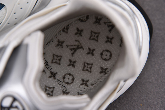 l&v snekaers l0000129