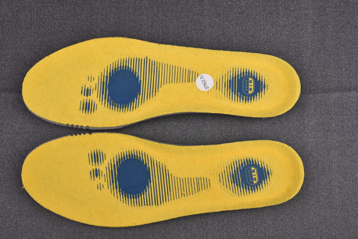 nike sb dunk low newcastle brown ale 313170-741