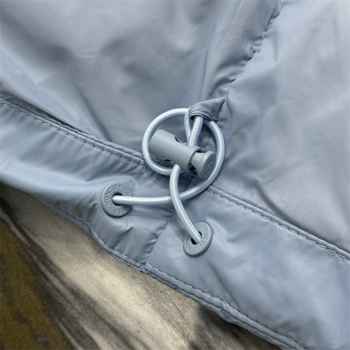 Moncler Down Jacket 69