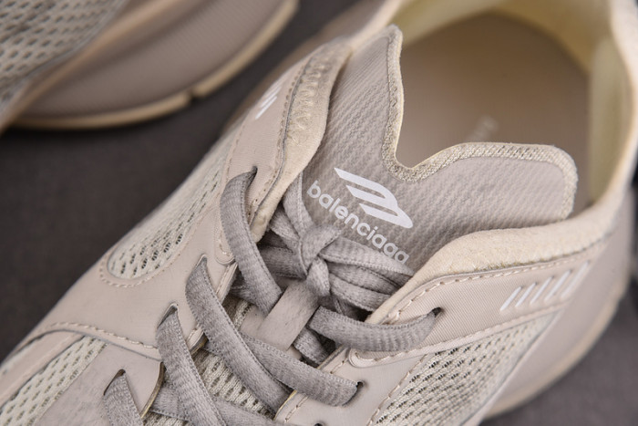 SNEAKER STAPLER 7000013