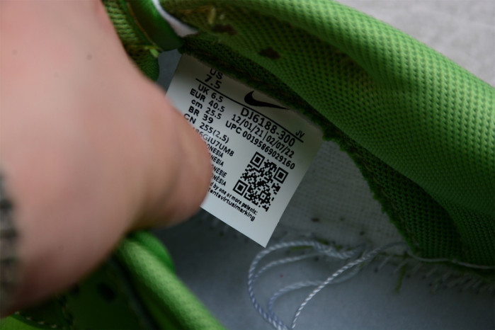 nike dunk low chlorophyll dj6188-300