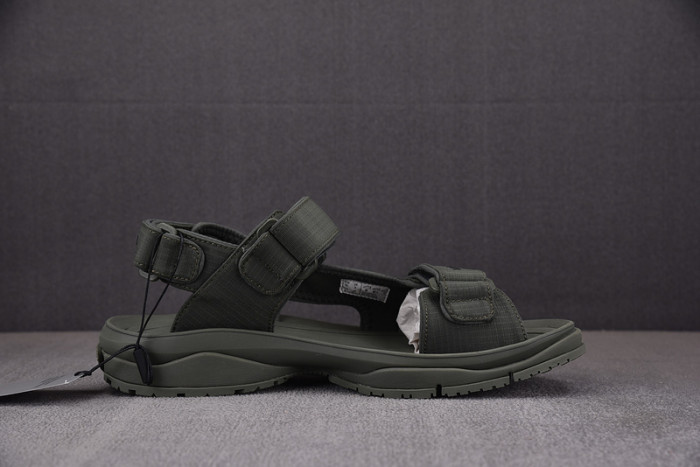 balenciag* sandal 40