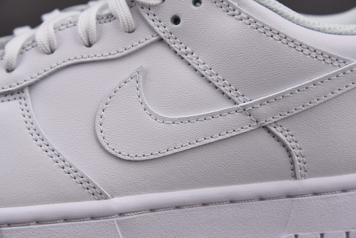 nike dunk low triple white dd1503-109