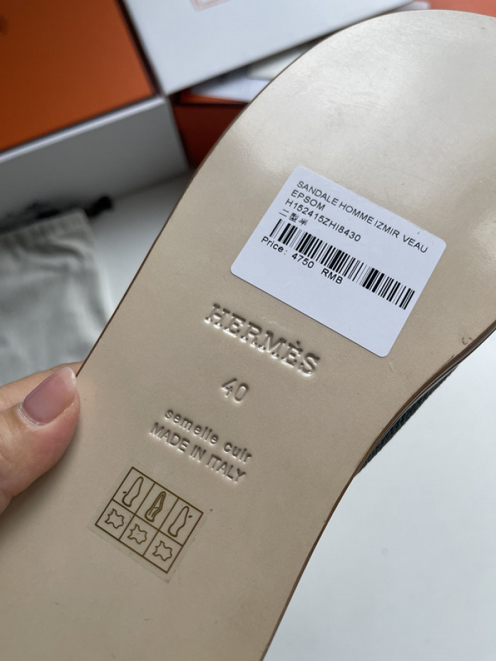 Herme* Sandal75