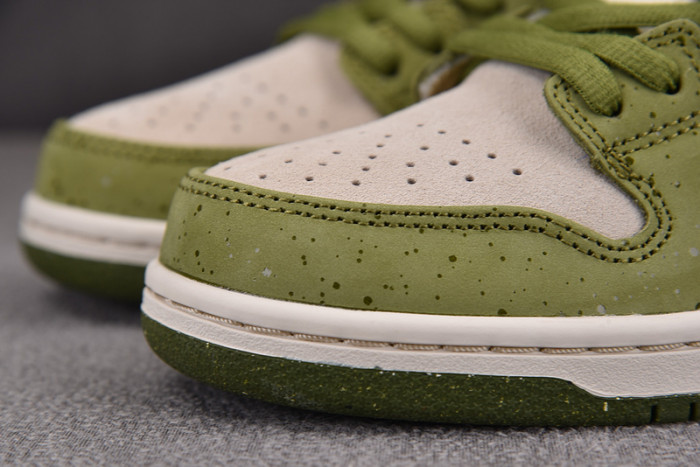 Yuto Horigome x Nike SB Dunk Low Asparagus HF8022-300