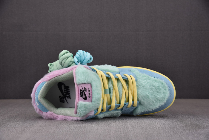 nike sb dunk low verdy visty fn6040-400