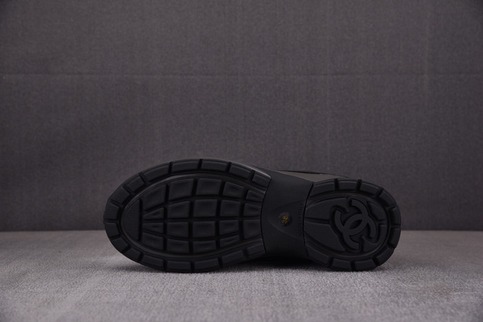 chane* snekaers c000032