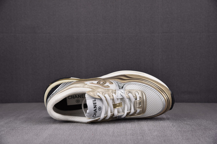 chane* snekaers c000029