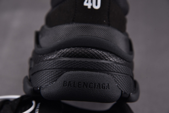 triples trainer sneakers 2000058