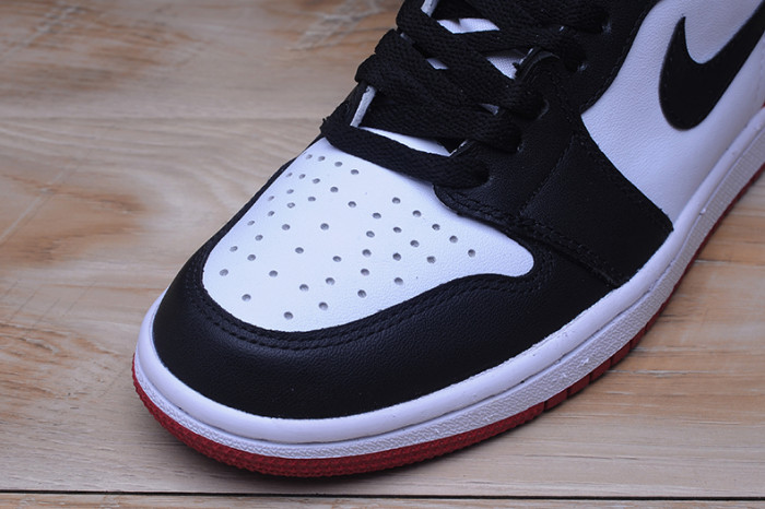 air jordan 1 high og “black toe” white/ black-varsity red 555088-125