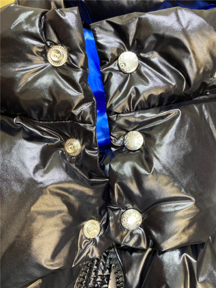 Moncler Down Jacket 74